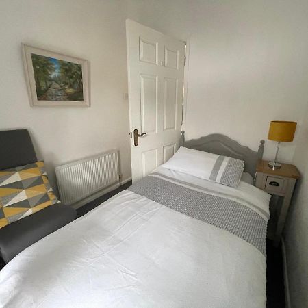 Hill View House Apartment Newry Exterior photo